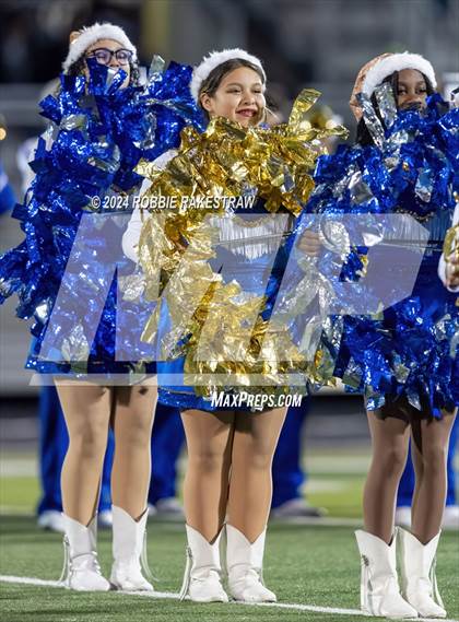 Thumbnail 2 in Chapel Hill vs. Kilgore (UIL 4A DI Regional Final) photogallery.