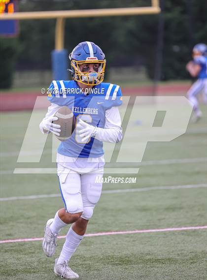 Thumbnail 2 in Bishop Hendricken @ Kellenberg Memorial photogallery.