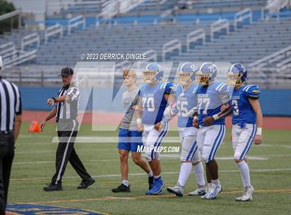 Thumbnail 2 in Bishop Hendricken @ Kellenberg Memorial photogallery.