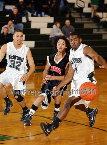 Thumbnail 2 in McIntosh vs Banneker (GA Region 5AAAA Playoffs) photogallery.