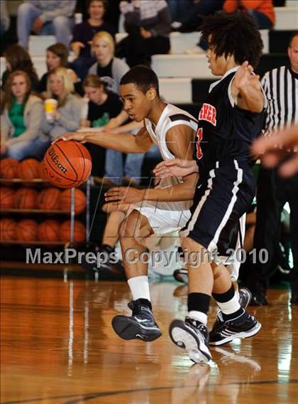 Thumbnail 1 in McIntosh vs Banneker (GA Region 5AAAA Playoffs) photogallery.