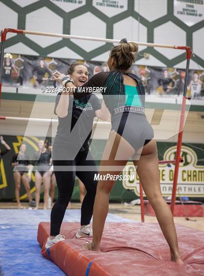 Thumbnail 2 in Greater Cleveland Conference Championship photogallery.