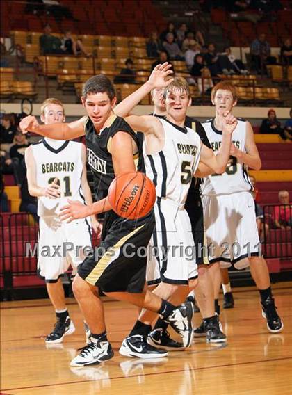 Thumbnail 3 in Liberty vs. Henrietta (Fantasy of Lights) photogallery.