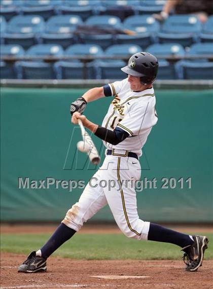 Thumbnail 1 in Menlo vs. Santa Cruz (CIF CCS D3 Final) photogallery.