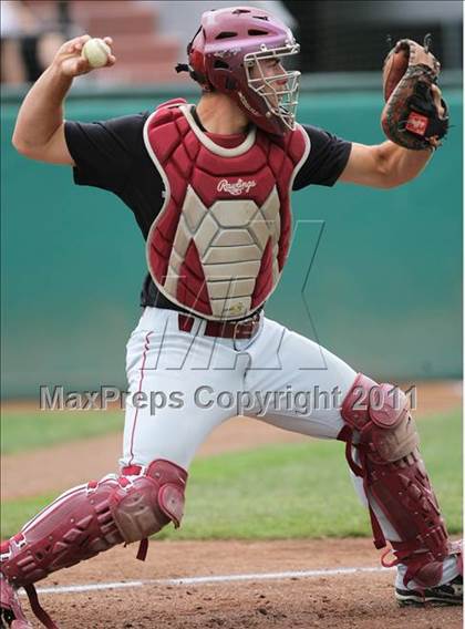 Thumbnail 2 in Menlo vs. Santa Cruz (CIF CCS D3 Final) photogallery.