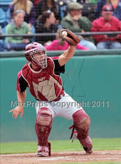 Thumbnail 3 in Menlo vs. Santa Cruz (CIF CCS D3 Final) photogallery.