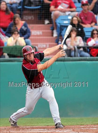 Thumbnail 1 in Menlo vs. Santa Cruz (CIF CCS D3 Final) photogallery.