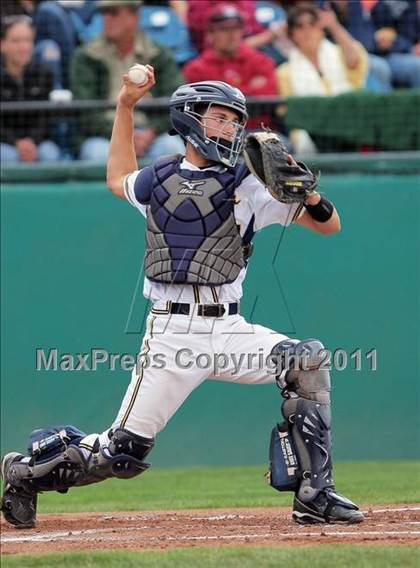 Thumbnail 1 in Menlo vs. Santa Cruz (CIF CCS D3 Final) photogallery.