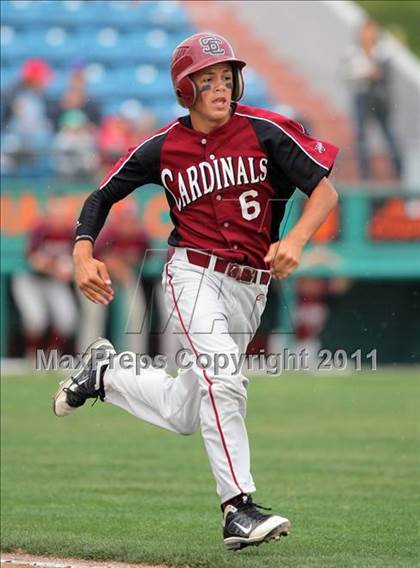 Thumbnail 3 in Menlo vs. Santa Cruz (CIF CCS D3 Final) photogallery.