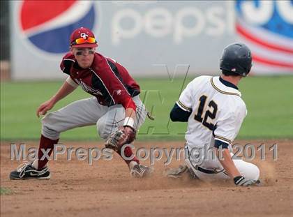 Thumbnail 3 in Menlo vs. Santa Cruz (CIF CCS D3 Final) photogallery.