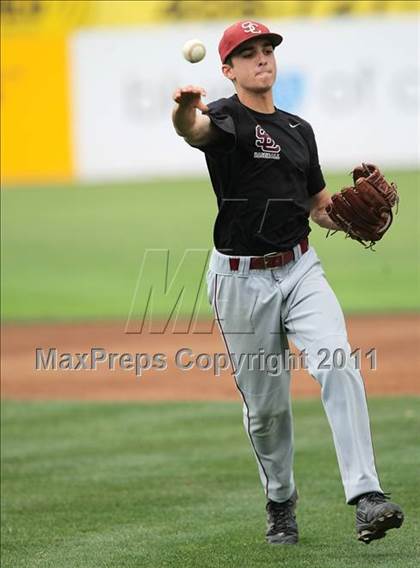 Thumbnail 2 in Menlo vs. Santa Cruz (CIF CCS D3 Final) photogallery.