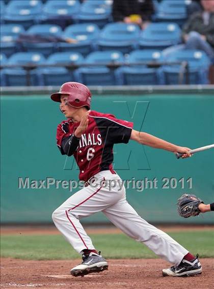 Thumbnail 3 in Menlo vs. Santa Cruz (CIF CCS D3 Final) photogallery.