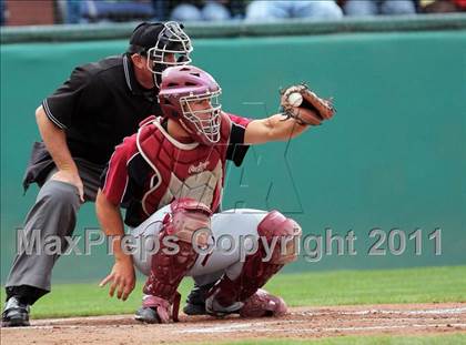 Thumbnail 2 in Menlo vs. Santa Cruz (CIF CCS D3 Final) photogallery.