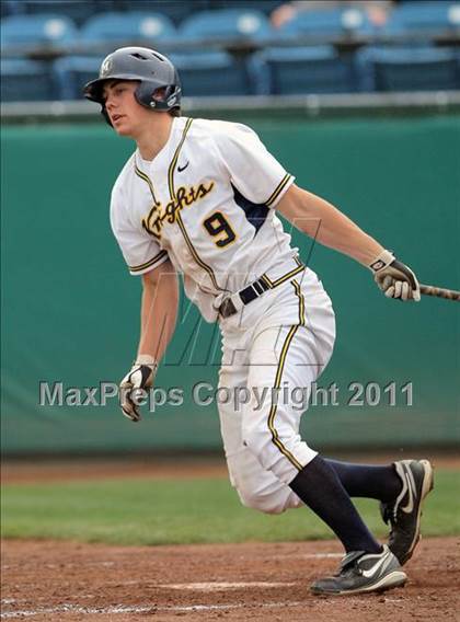 Thumbnail 1 in Menlo vs. Santa Cruz (CIF CCS D3 Final) photogallery.