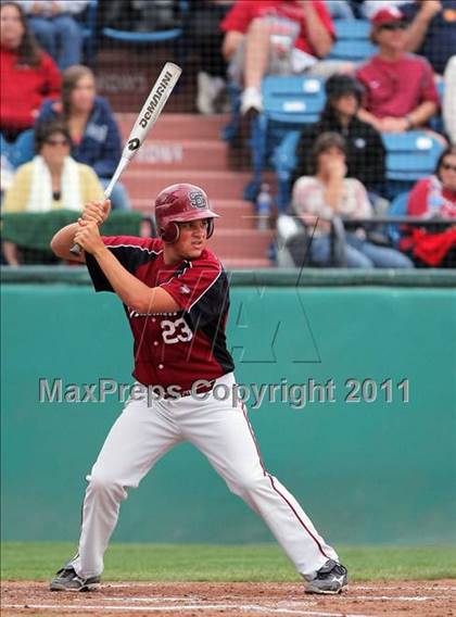Thumbnail 1 in Menlo vs. Santa Cruz (CIF CCS D3 Final) photogallery.