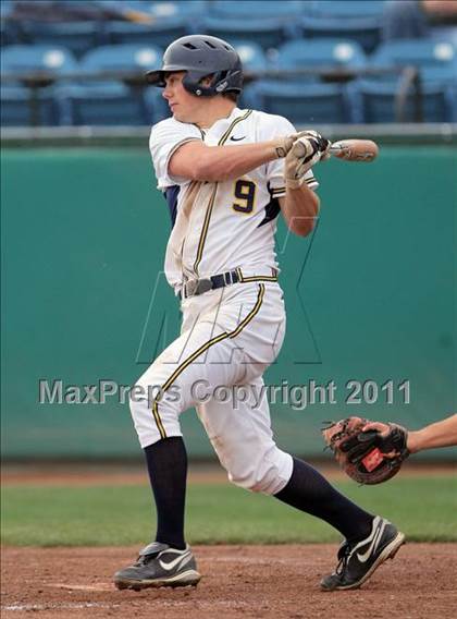 Thumbnail 1 in Menlo vs. Santa Cruz (CIF CCS D3 Final) photogallery.