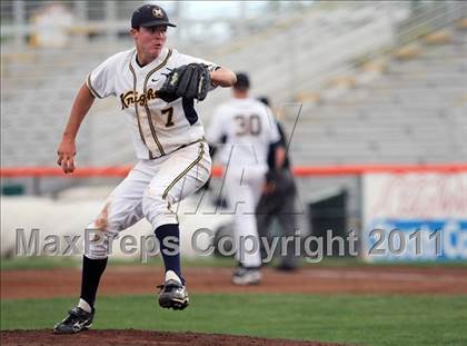 Thumbnail 3 in Menlo vs. Santa Cruz (CIF CCS D3 Final) photogallery.