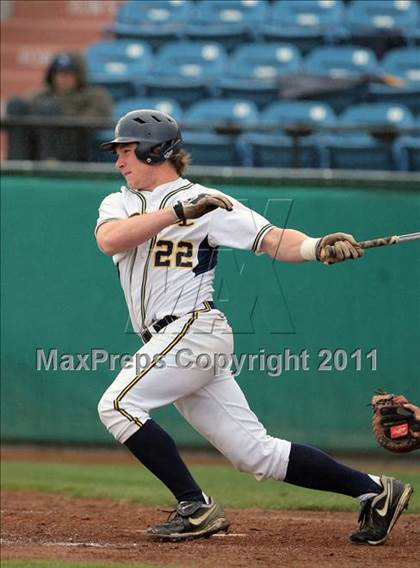 Thumbnail 2 in Menlo vs. Santa Cruz (CIF CCS D3 Final) photogallery.