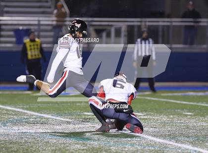 Thumbnail 2 in Carey vs. Half Hollow Hills East (Division II Championship) photogallery.