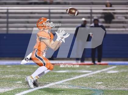 Thumbnail 1 in Carey vs. Half Hollow Hills East (Division II Championship) photogallery.