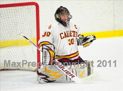 Thumbnail 2 in Ridgefield vs. St. Joseph (CIAC Division 1 Quarterfinal) photogallery.