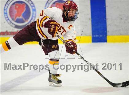 Thumbnail 1 in Ridgefield vs. St. Joseph (CIAC Division 1 Quarterfinal) photogallery.