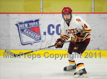 Thumbnail 3 in Ridgefield vs. St. Joseph (CIAC Division 1 Quarterfinal) photogallery.