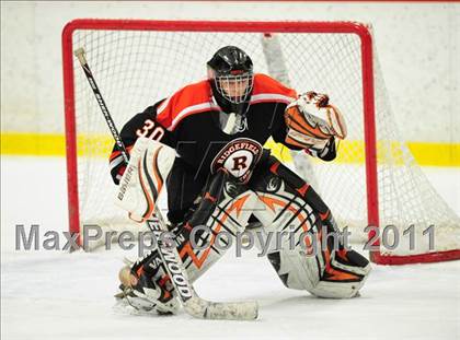 Thumbnail 3 in Ridgefield vs. St. Joseph (CIAC Division 1 Quarterfinal) photogallery.