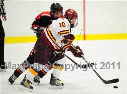 Thumbnail 1 in Ridgefield vs. St. Joseph (CIAC Division 1 Quarterfinal) photogallery.