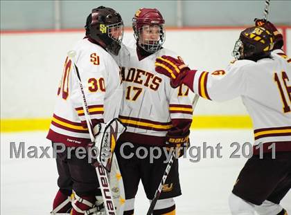 Thumbnail 3 in Ridgefield vs. St. Joseph (CIAC Division 1 Quarterfinal) photogallery.