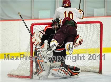 Thumbnail 1 in Ridgefield vs. St. Joseph (CIAC Division 1 Quarterfinal) photogallery.