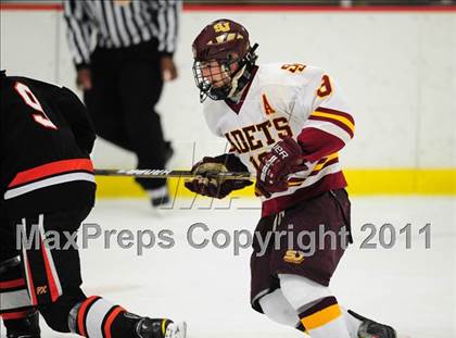Thumbnail 3 in Ridgefield vs. St. Joseph (CIAC Division 1 Quarterfinal) photogallery.