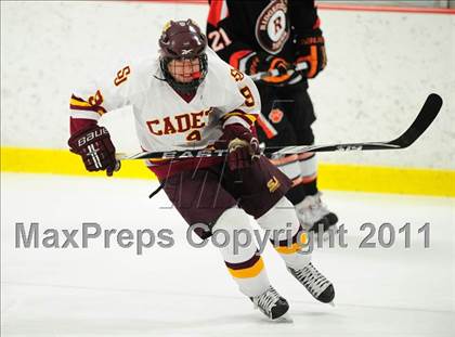 Thumbnail 2 in Ridgefield vs. St. Joseph (CIAC Division 1 Quarterfinal) photogallery.