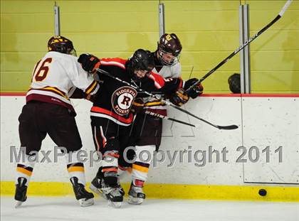Thumbnail 3 in Ridgefield vs. St. Joseph (CIAC Division 1 Quarterfinal) photogallery.