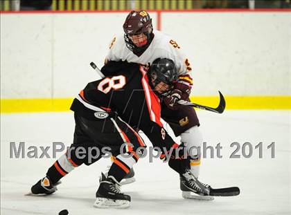 Thumbnail 3 in Ridgefield vs. St. Joseph (CIAC Division 1 Quarterfinal) photogallery.