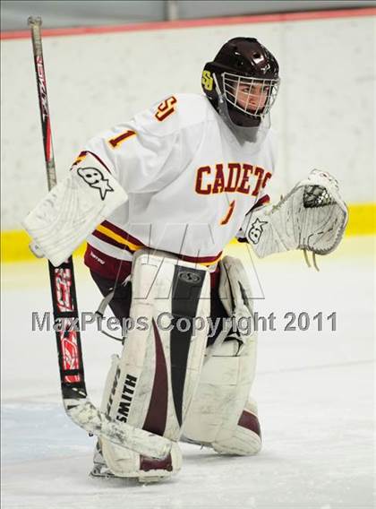 Thumbnail 3 in Ridgefield vs. St. Joseph (CIAC Division 1 Quarterfinal) photogallery.