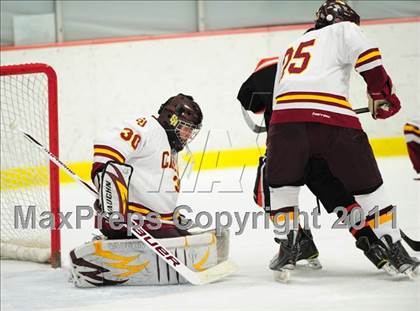 Thumbnail 1 in Ridgefield vs. St. Joseph (CIAC Division 1 Quarterfinal) photogallery.