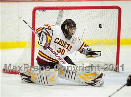 Thumbnail 3 in Ridgefield vs. St. Joseph (CIAC Division 1 Quarterfinal) photogallery.