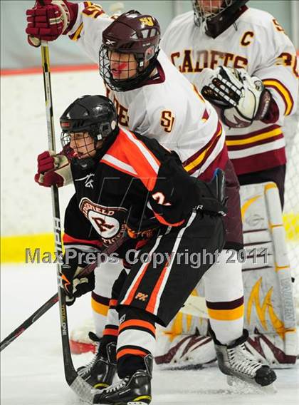 Thumbnail 1 in Ridgefield vs. St. Joseph (CIAC Division 1 Quarterfinal) photogallery.