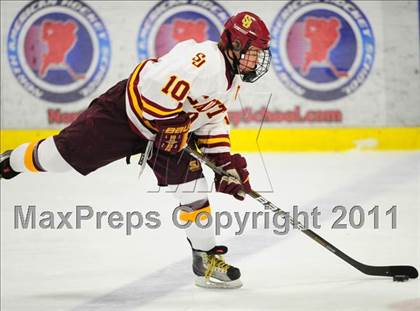 Thumbnail 3 in Ridgefield vs. St. Joseph (CIAC Division 1 Quarterfinal) photogallery.