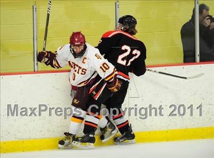 Thumbnail 2 in Ridgefield vs. St. Joseph (CIAC Division 1 Quarterfinal) photogallery.