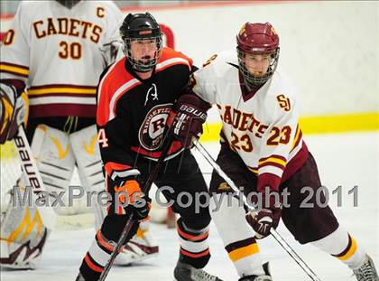 Thumbnail 2 in Ridgefield vs. St. Joseph (CIAC Division 1 Quarterfinal) photogallery.