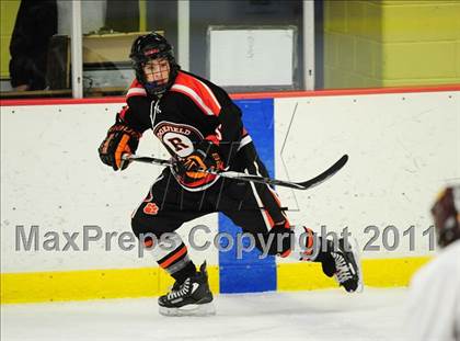 Thumbnail 3 in Ridgefield vs. St. Joseph (CIAC Division 1 Quarterfinal) photogallery.