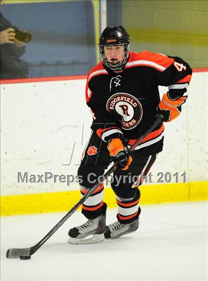 Thumbnail 3 in Ridgefield vs. St. Joseph (CIAC Division 1 Quarterfinal) photogallery.