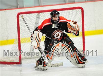 Thumbnail 3 in Ridgefield vs. St. Joseph (CIAC Division 1 Quarterfinal) photogallery.
