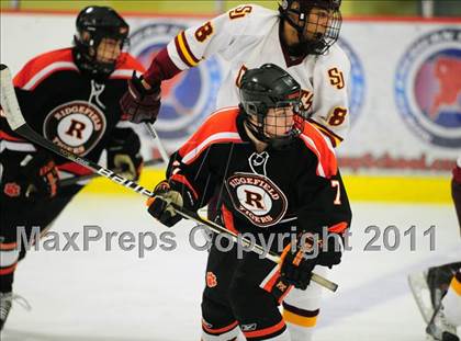 Thumbnail 2 in Ridgefield vs. St. Joseph (CIAC Division 1 Quarterfinal) photogallery.