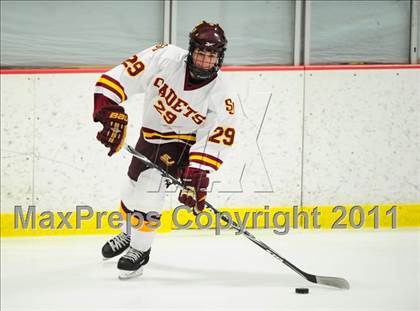 Thumbnail 2 in Ridgefield vs. St. Joseph (CIAC Division 1 Quarterfinal) photogallery.