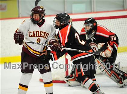Thumbnail 2 in Ridgefield vs. St. Joseph (CIAC Division 1 Quarterfinal) photogallery.