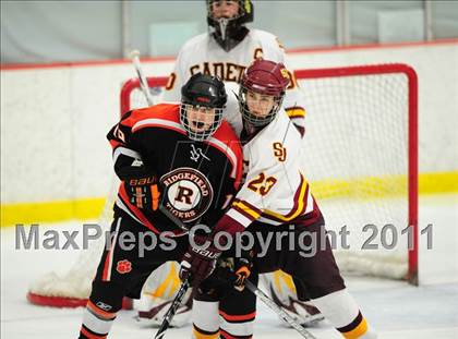 Thumbnail 2 in Ridgefield vs. St. Joseph (CIAC Division 1 Quarterfinal) photogallery.