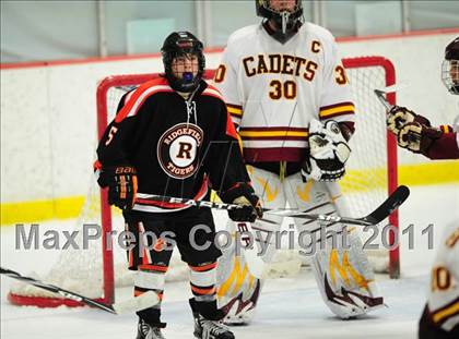 Thumbnail 3 in Ridgefield vs. St. Joseph (CIAC Division 1 Quarterfinal) photogallery.